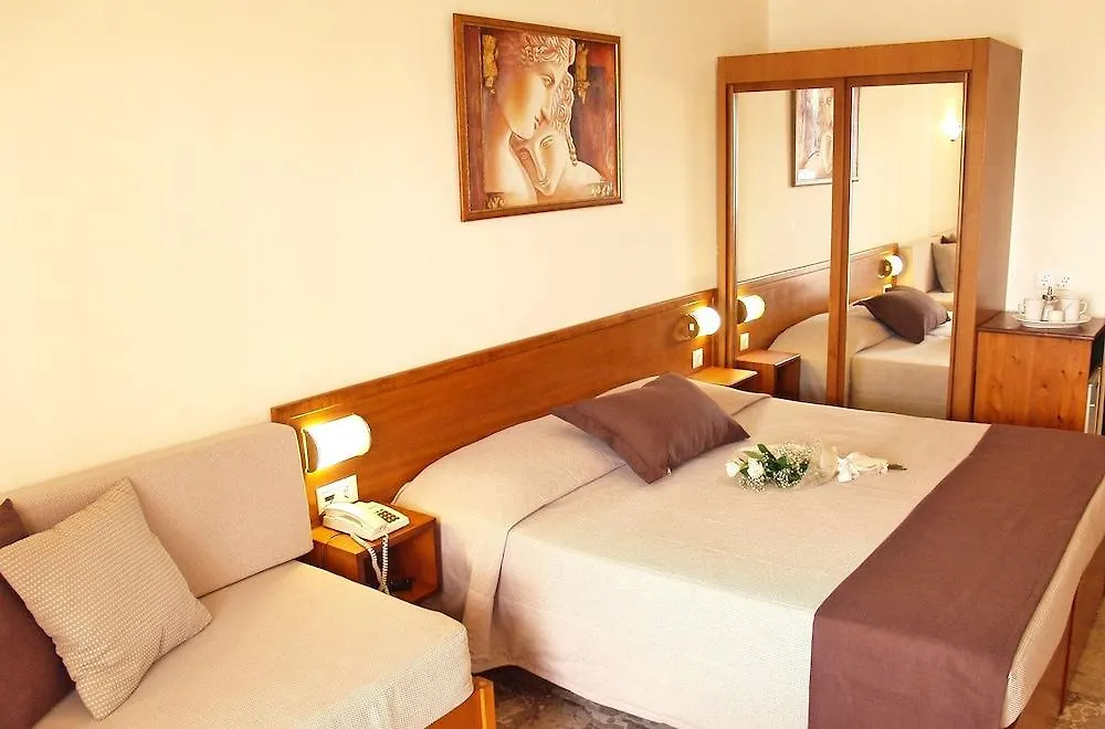 Odyssia Beach Hotel Rethymno  4*, Rethymno (Crete) Greece